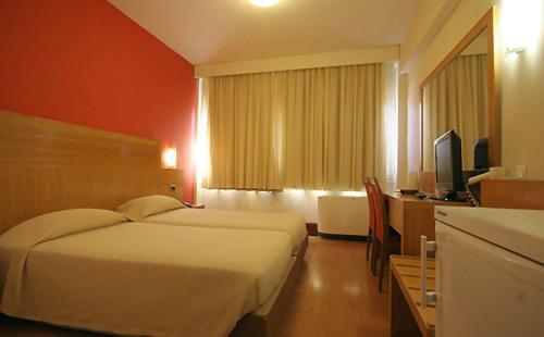 Diana Hotel Chios Town Room photo