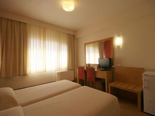 Diana Hotel Chios Town Room photo